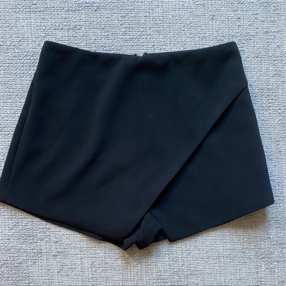 Skort